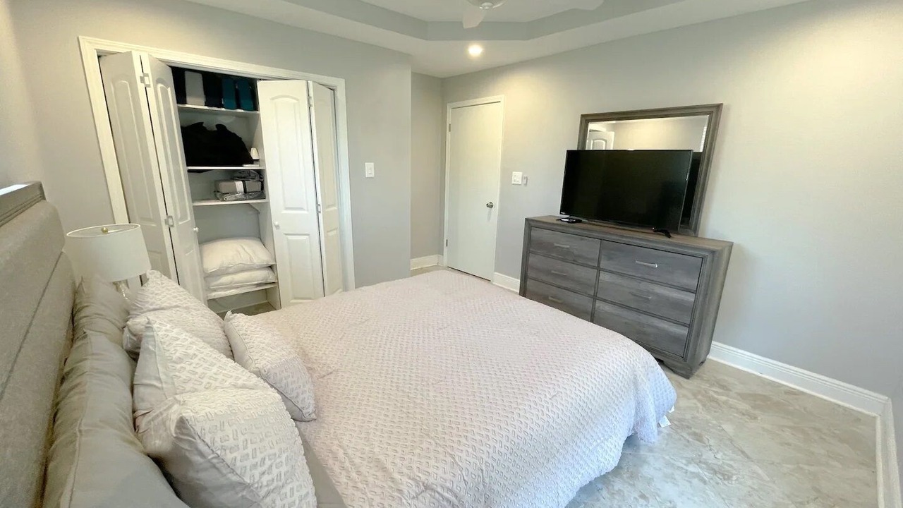 Photo of Bedroom in River Ridge