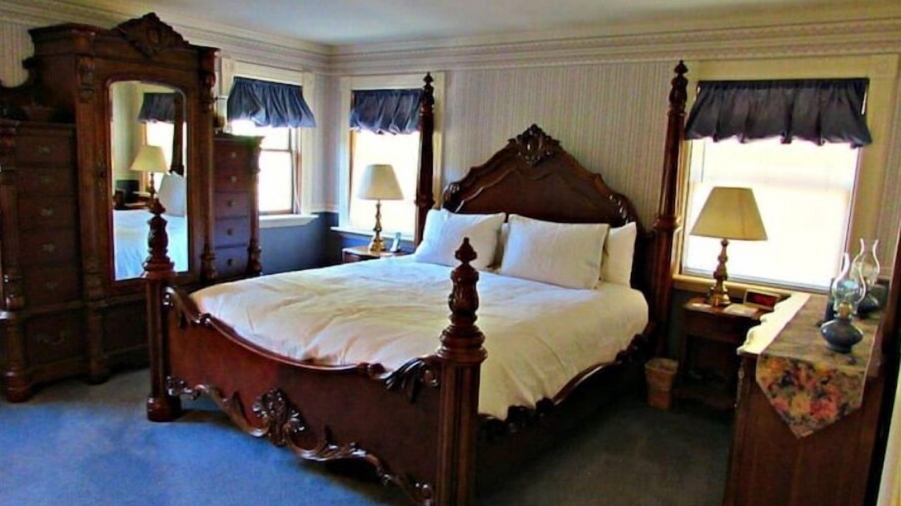 Photo of Bedroom in Markleeville