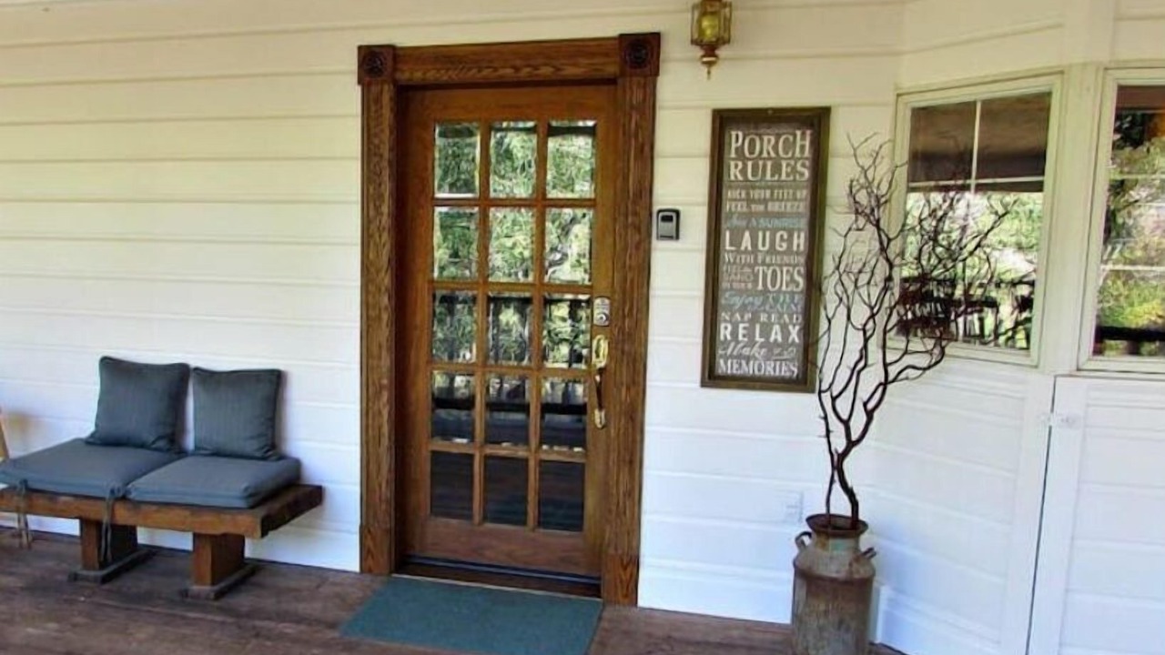 Photo of Patio Balcony in Markleeville