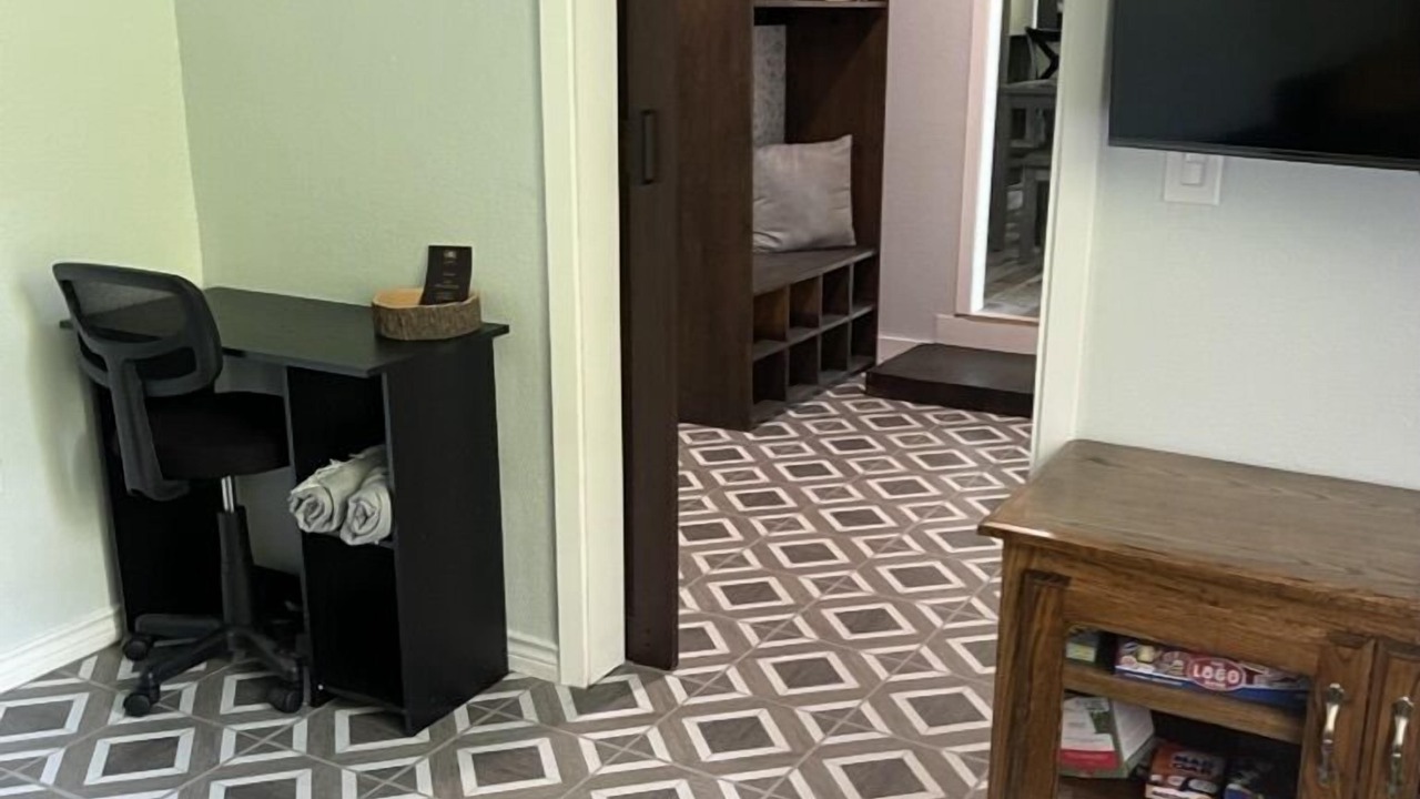 Photo of Bedroom in Granbury