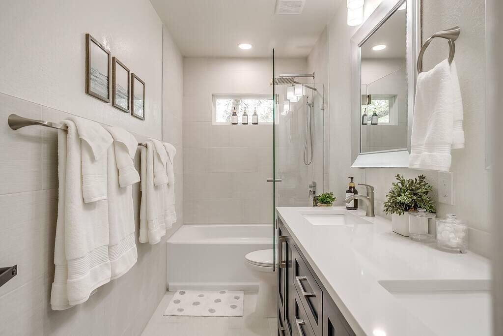 Photo of Bathroom in Granbury