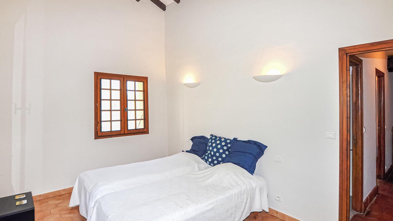 Photo of Others in Taulis