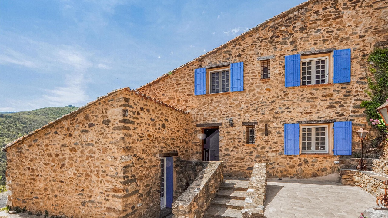 Photo of Others in Taulis