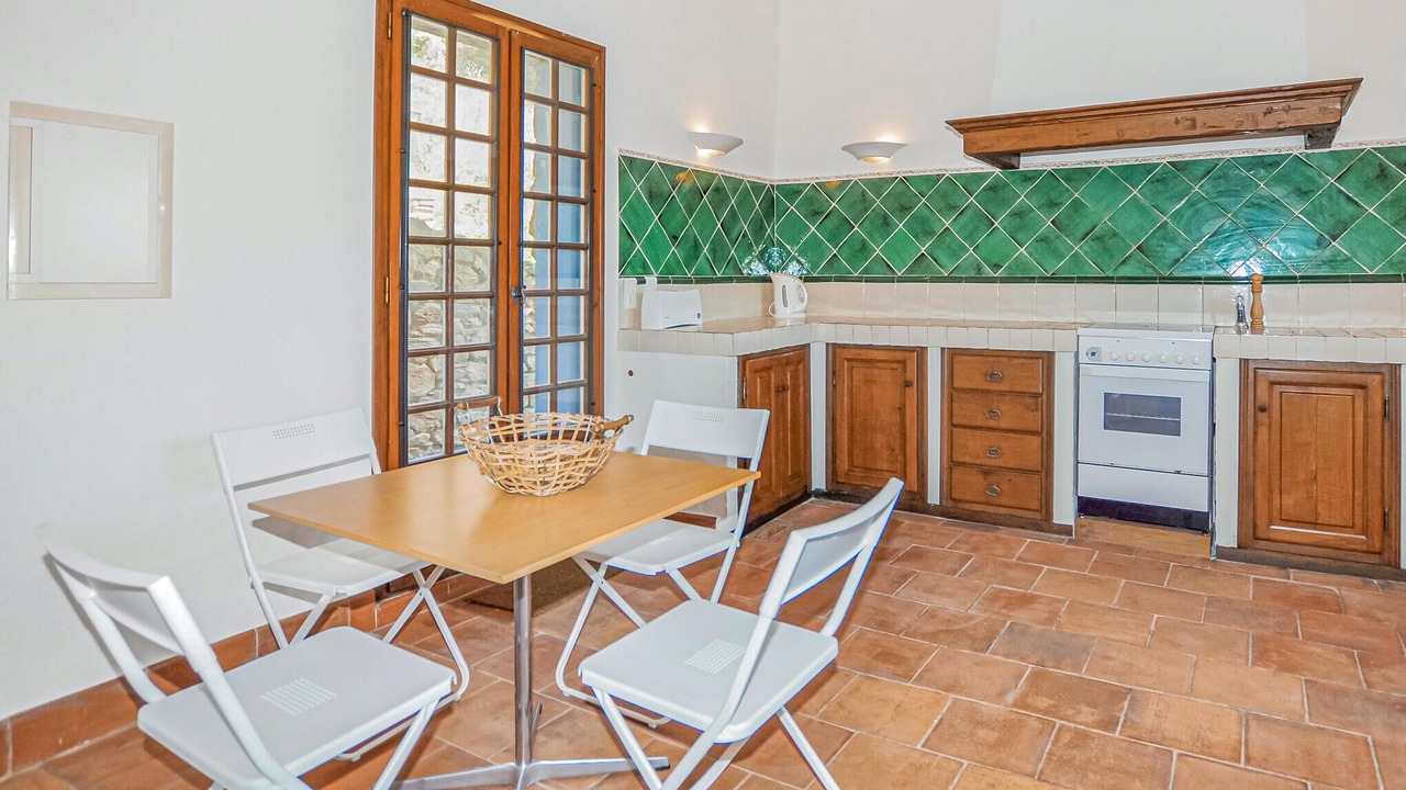 Photo of Others in Taulis