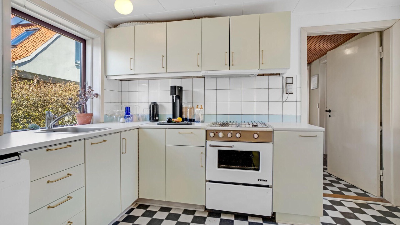 Photo of Others in Vang