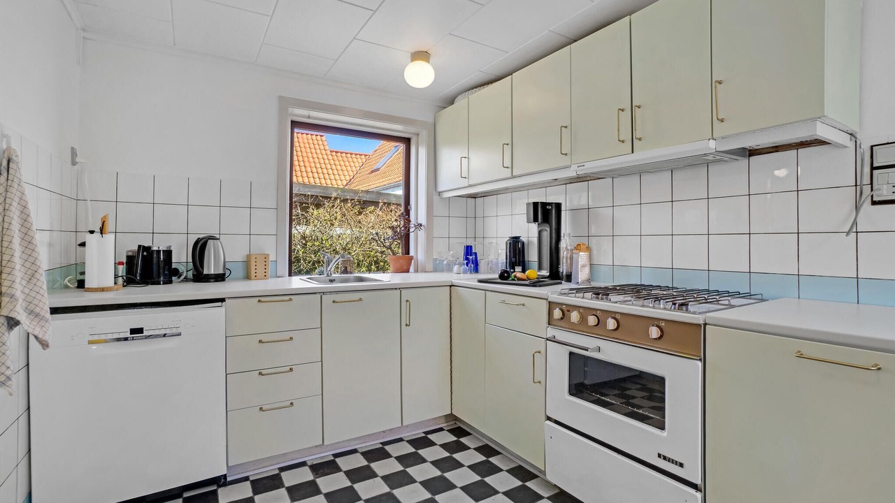 Photo of Others in Vang