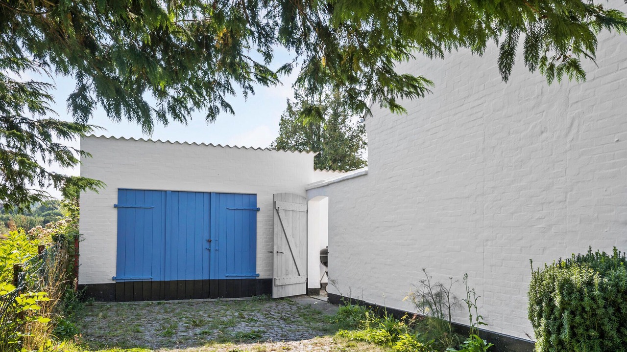 Photo of Others in Vang