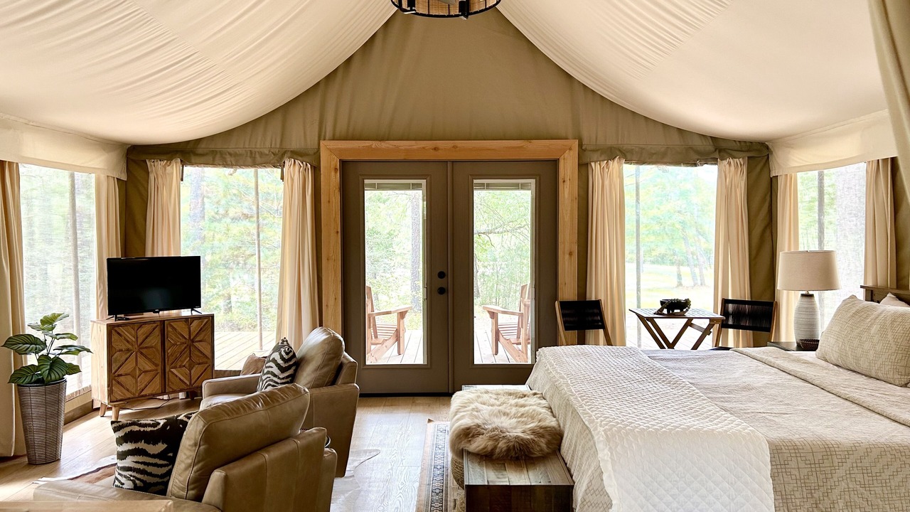 Photo of Bedroom in La Grange