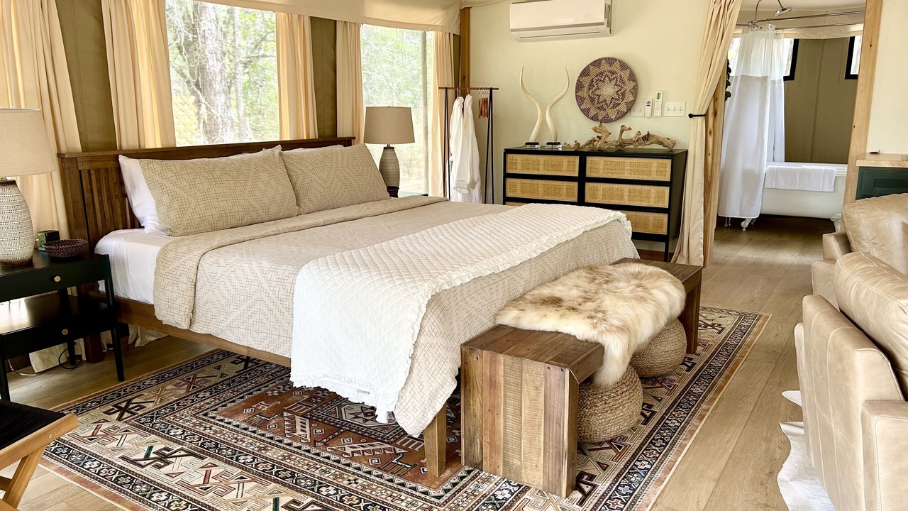 Photo of Bedroom in La Grange