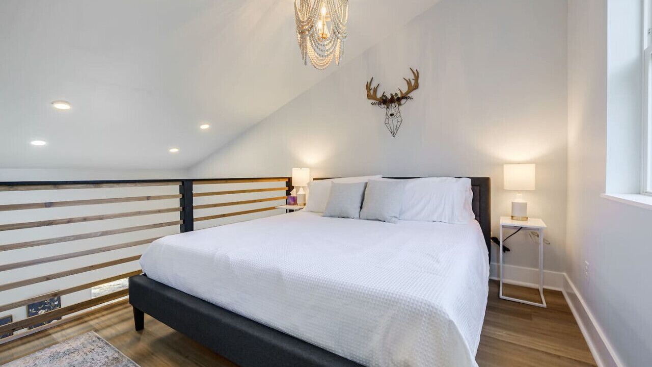 Photo of Bedroom in Dahlonega