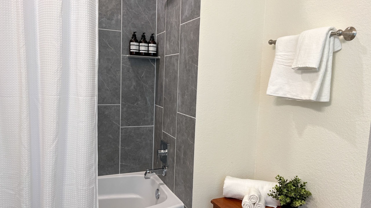 Photo of Bathroom in Nevada Street
