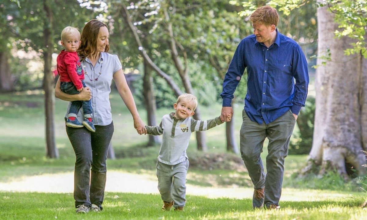 Photo of Others in Lauder