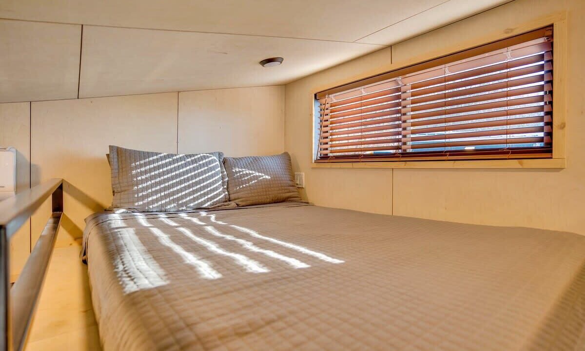 Photo of Bedroom in Lupton City