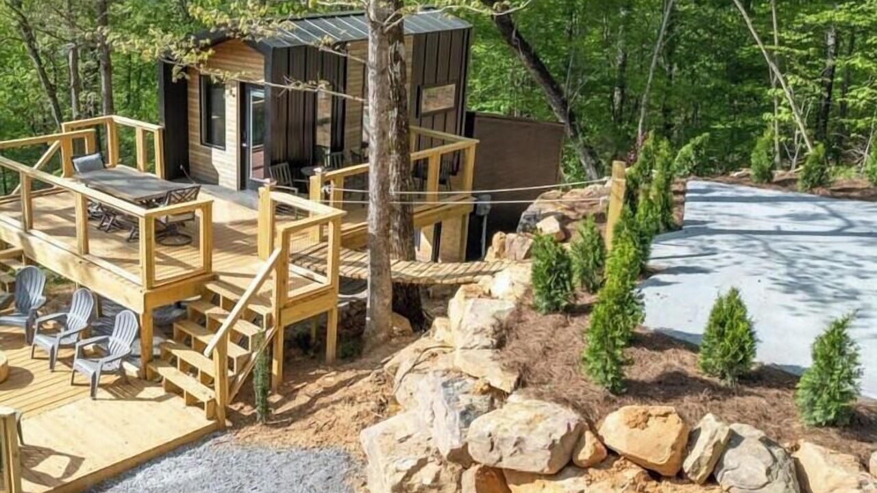 Photo of Outdoor in Lupton City