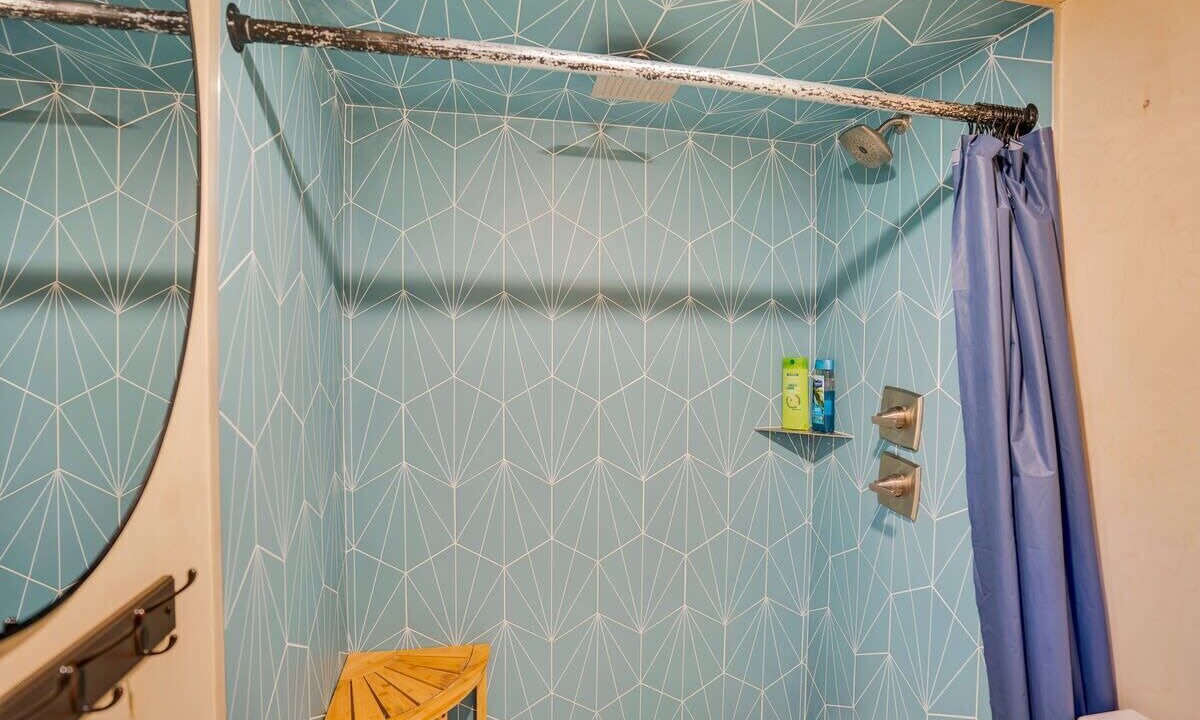 Photo of Bathroom in Lupton City