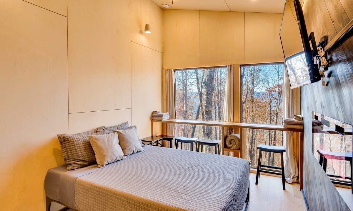 Photo of Bedroom in Lupton City