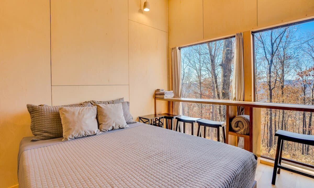 Photo of Bedroom in Lupton City