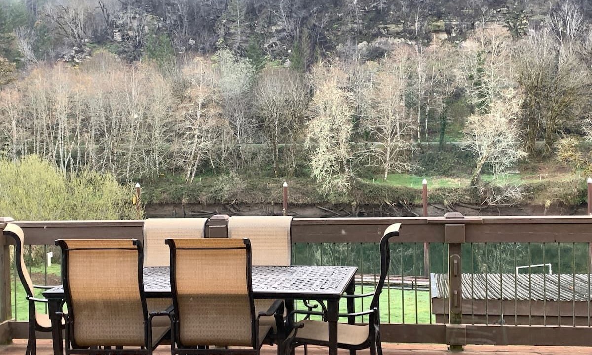 Photo of Outdoor in Mapleton