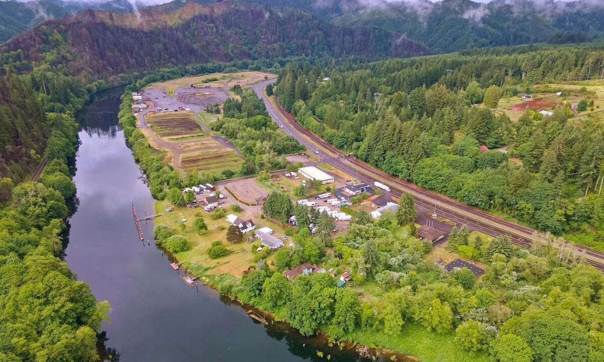 Photo of Outdoor in Mapleton