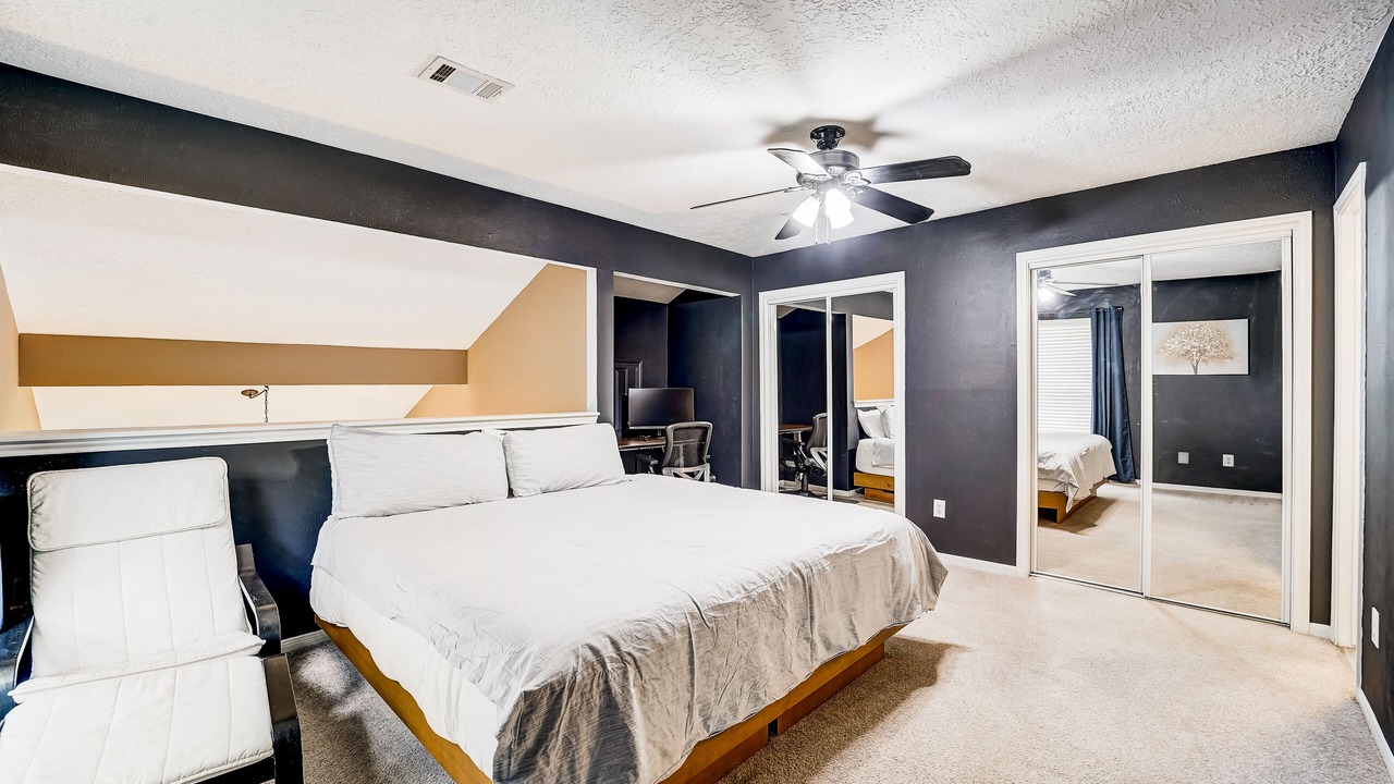 Photo of Bedroom in Humble