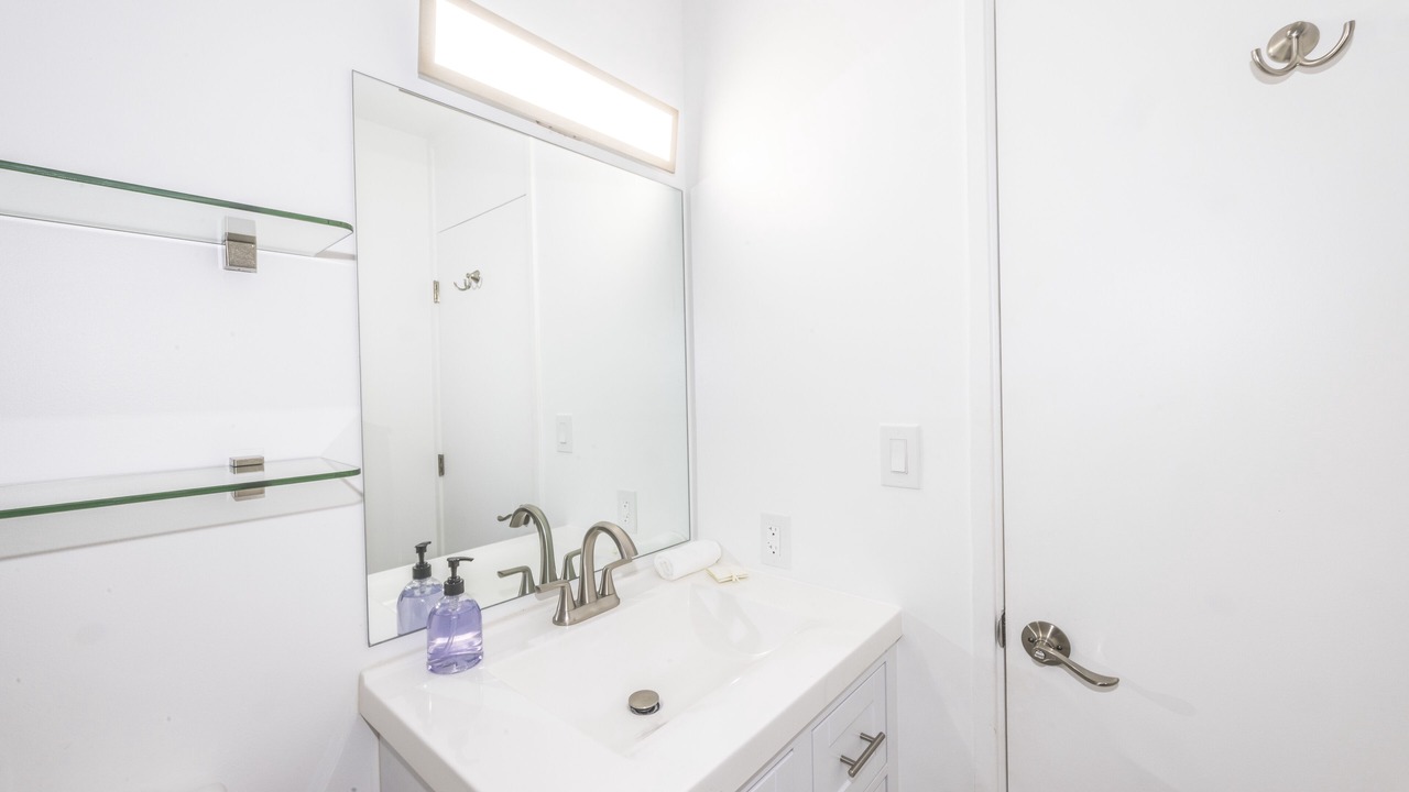 Photo of Bathroom in Kahuku
