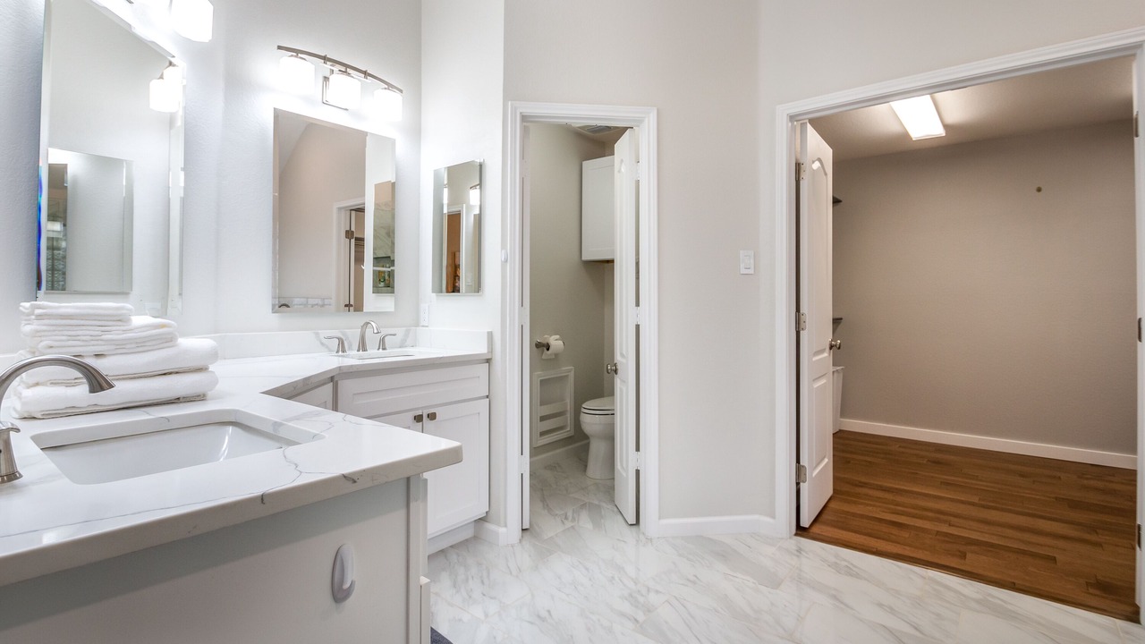 Photo of Bathroom in Prestmont