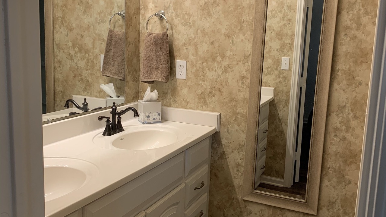 Photo of Bathroom in La Grange