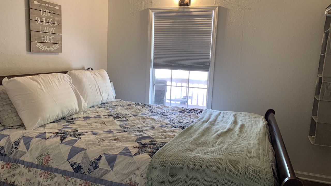 Photo of Bedroom in La Grange