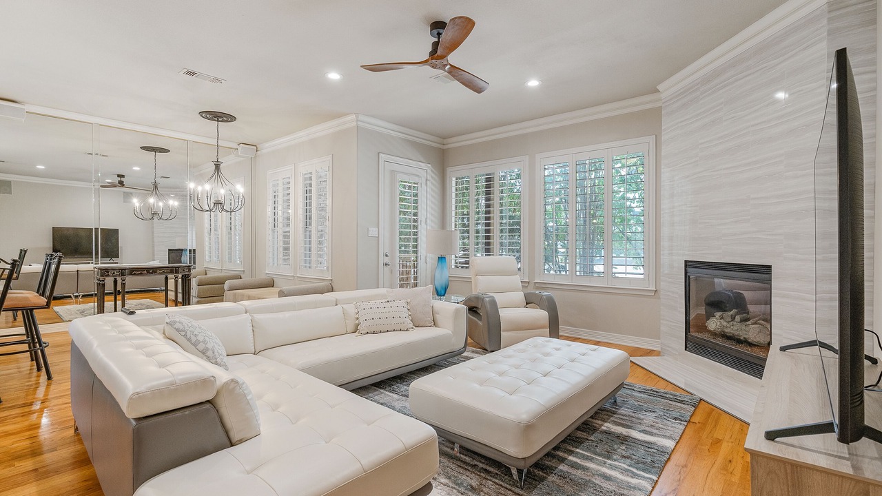 Photo of Livingroom in Old East Dallas