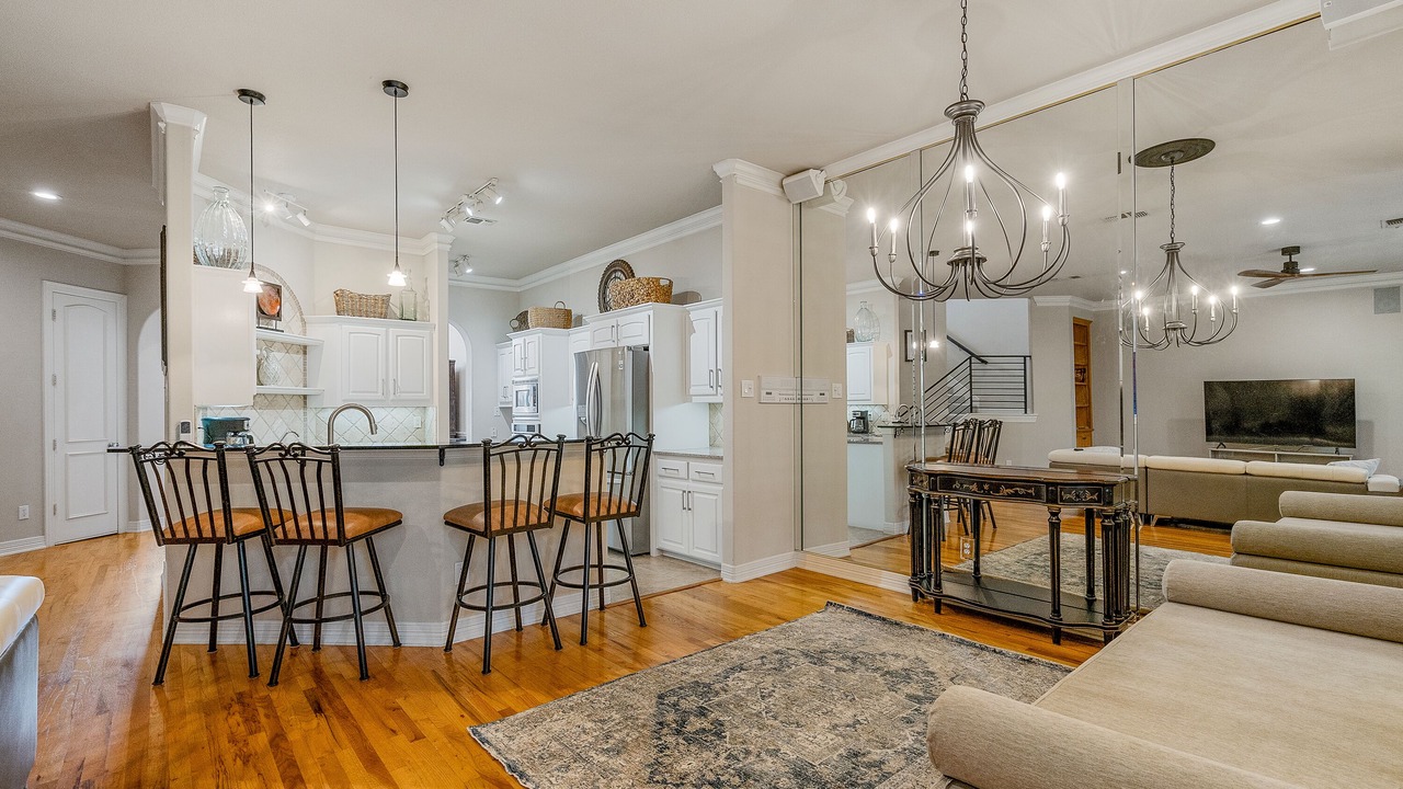 Photo of Livingroom in Old East Dallas