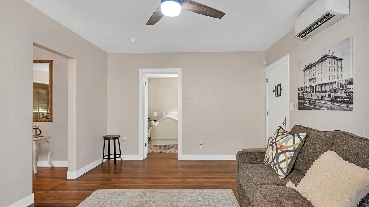 Photo of Livingroom in Merced