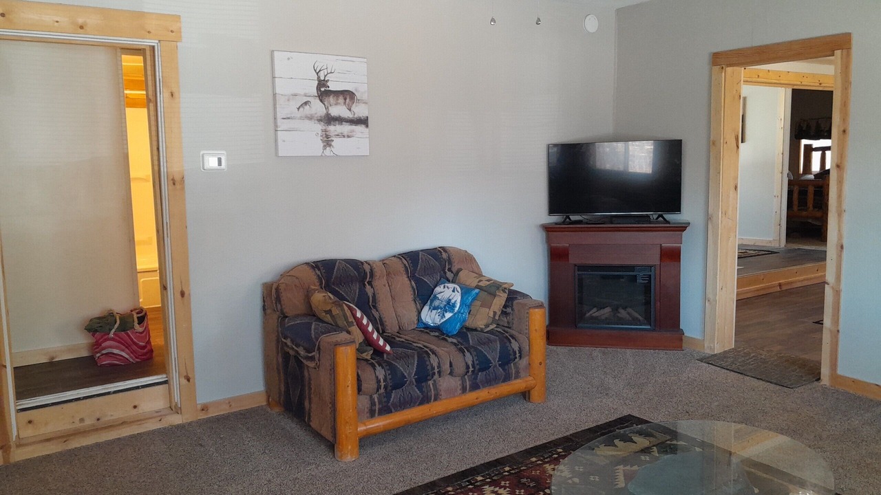 Photo of Livingroom in Garden Valley