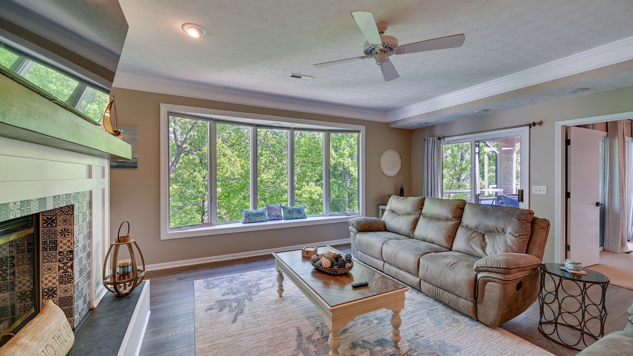 Photo of Livingroom in Salem
