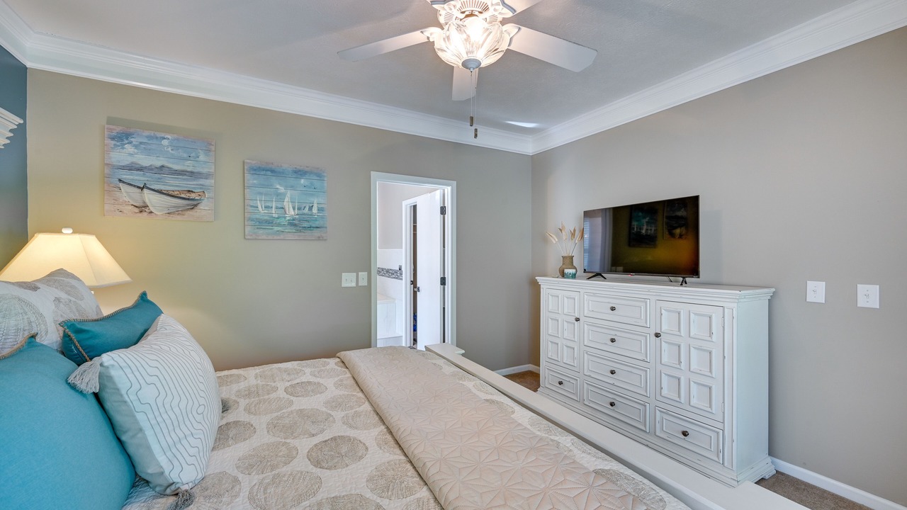 Photo of Bedroom in Salem