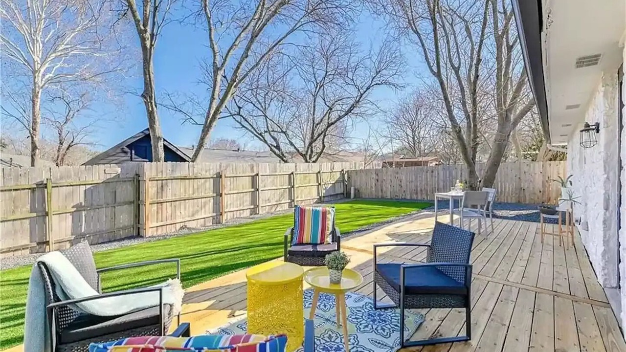 Photo of Patio Balcony in North Austin Civic Association