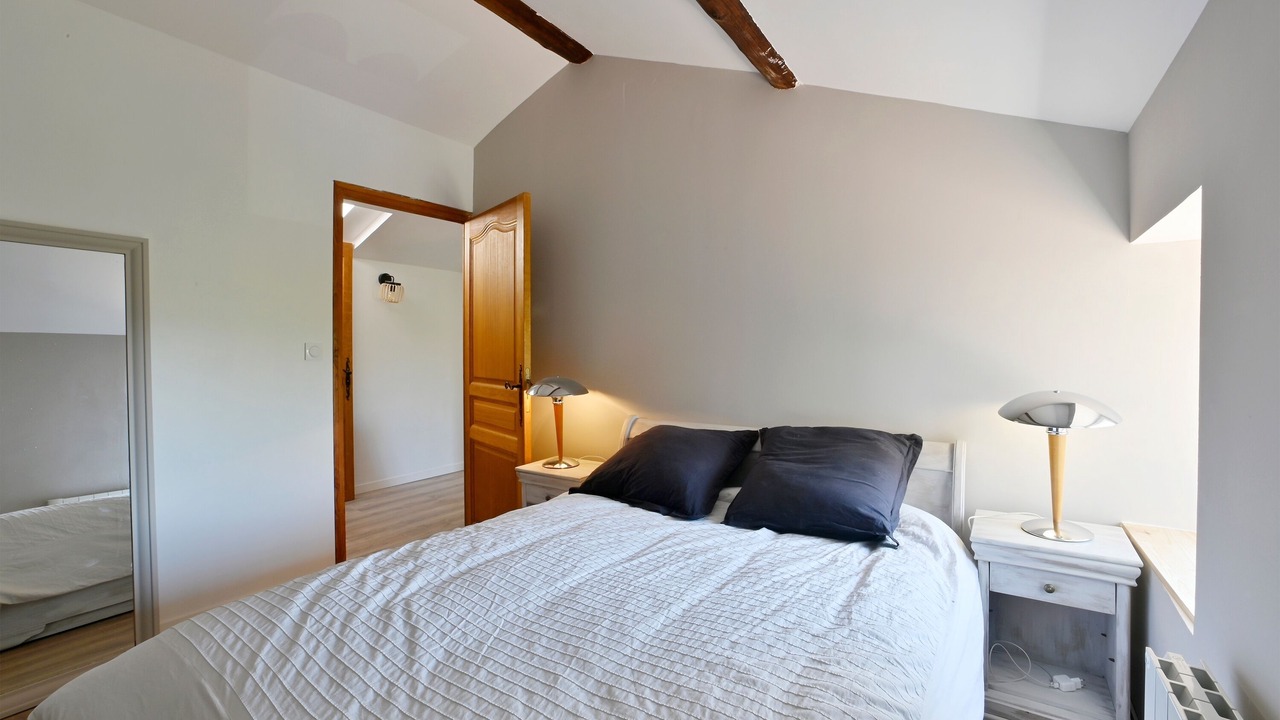 Photo of Bedroom in Chandolas