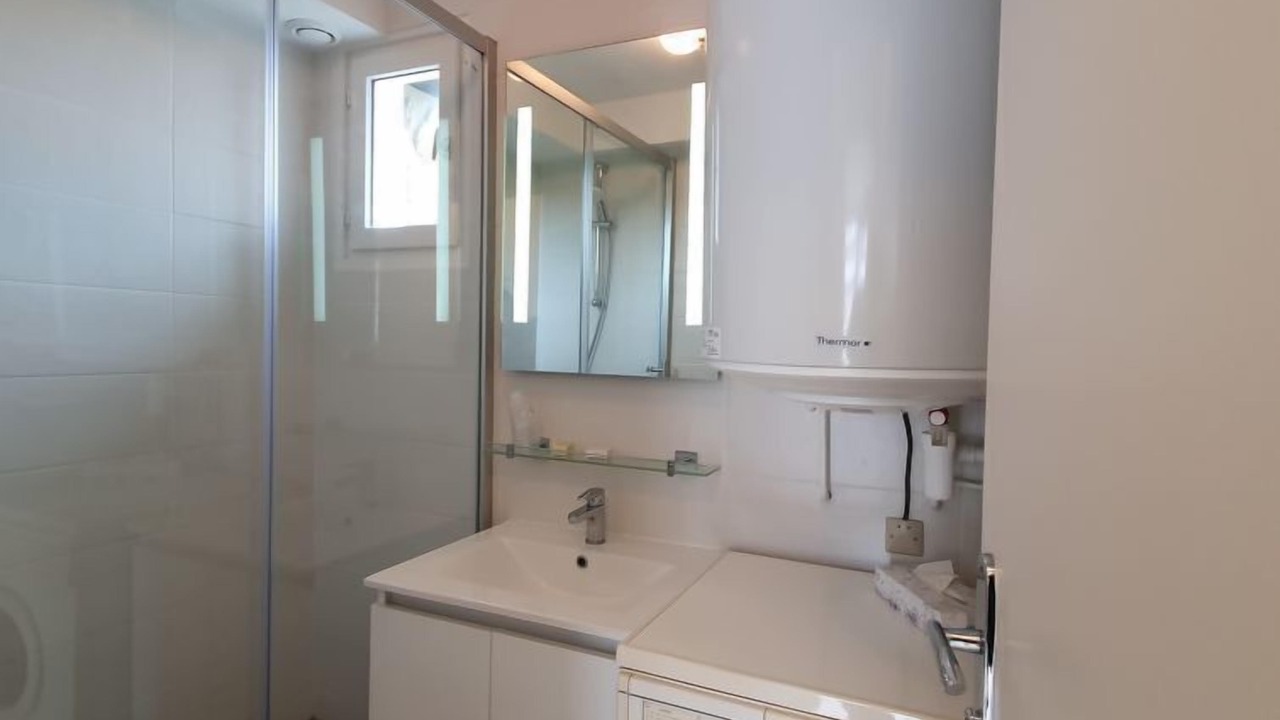 Photo of Bathroom in Saint-Jouan-des-Guerets