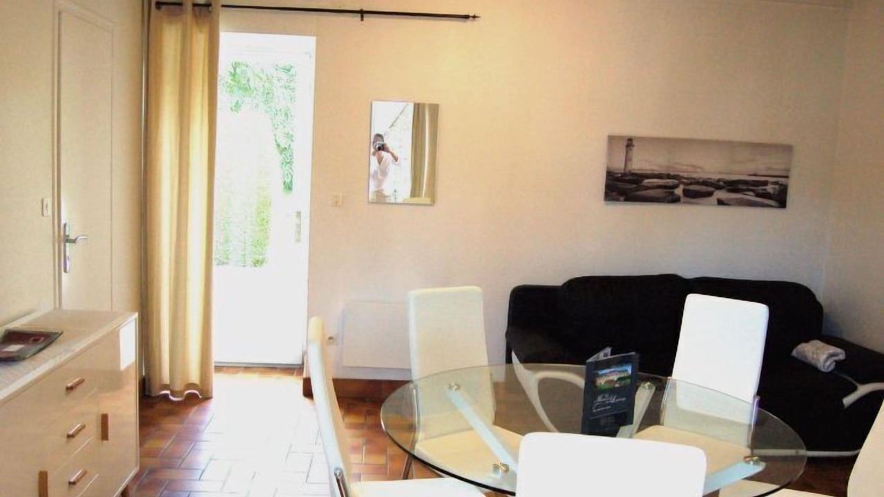 Photo of Bedroom in Saint-Jouan-des-Guerets
