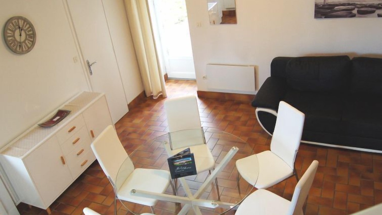Photo of Bedroom in Saint-Jouan-des-Guerets