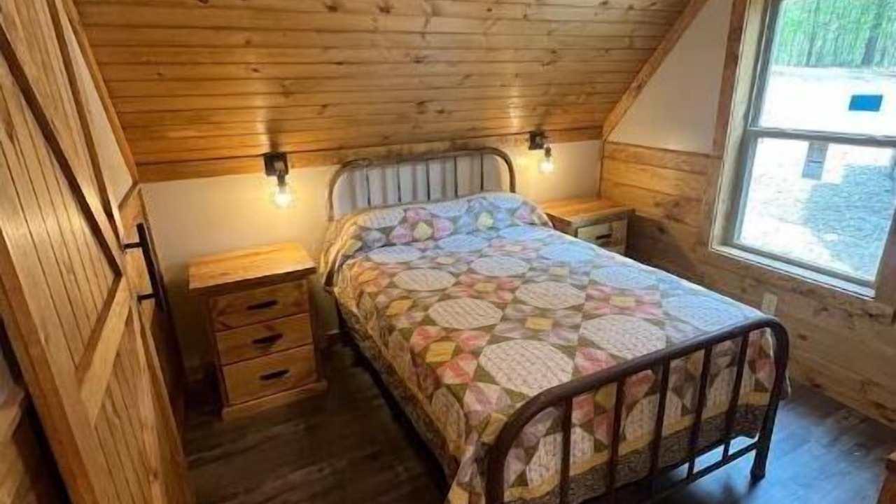Photo of Bedroom in Rogers