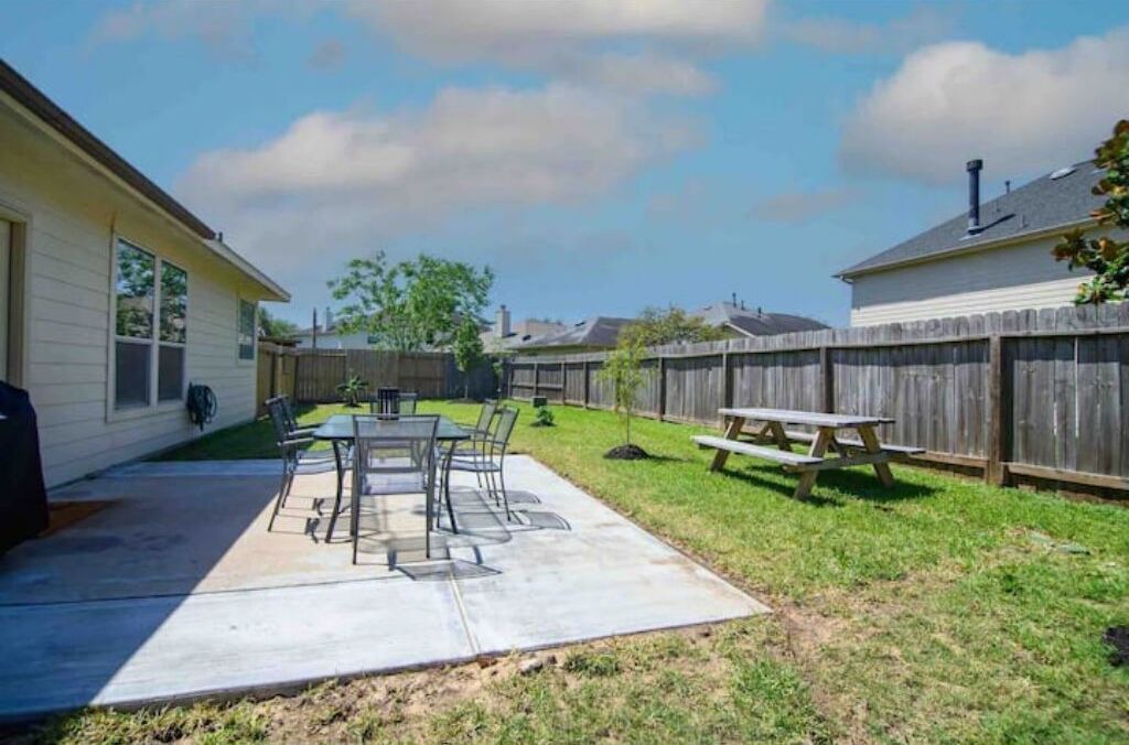 Photo of Outdoor in Clodine