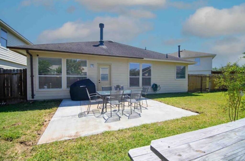Photo of Outdoor in Clodine