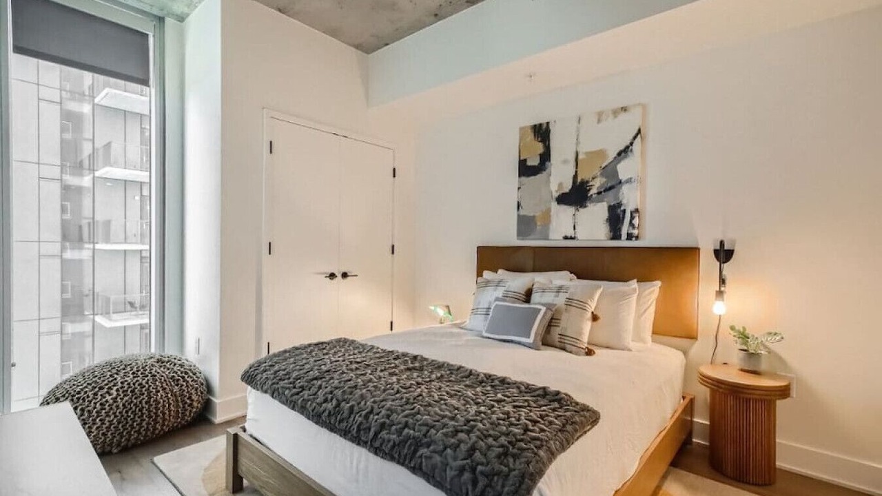 Photo of Bedroom in Rainey Street Historic District