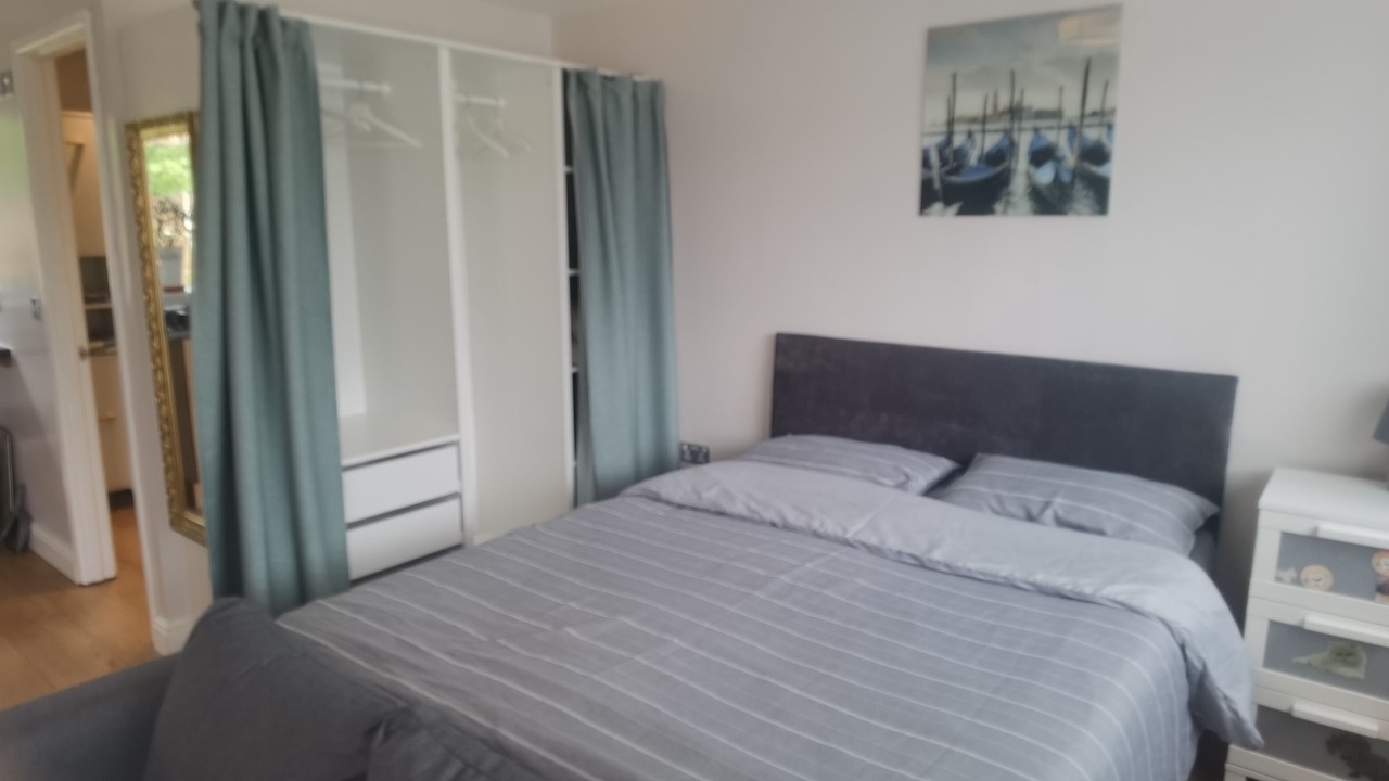 Photo of Bedroom in Oakengates