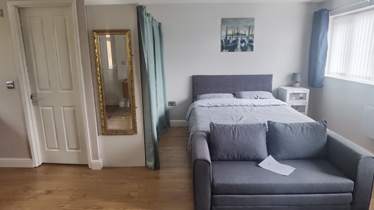 Photo of Bedroom in Oakengates