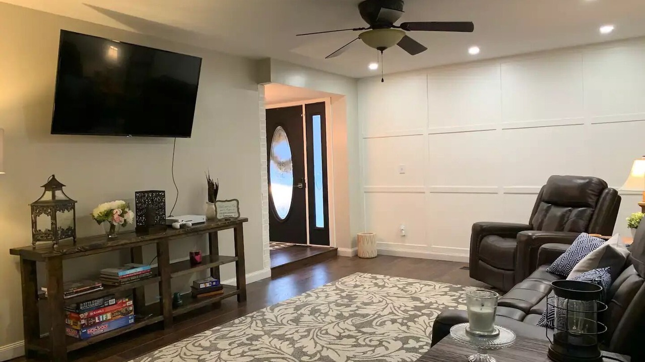 Photo of Livingroom in Lexington