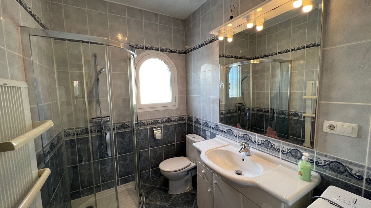 Photo of Bathroom in Benimeit
