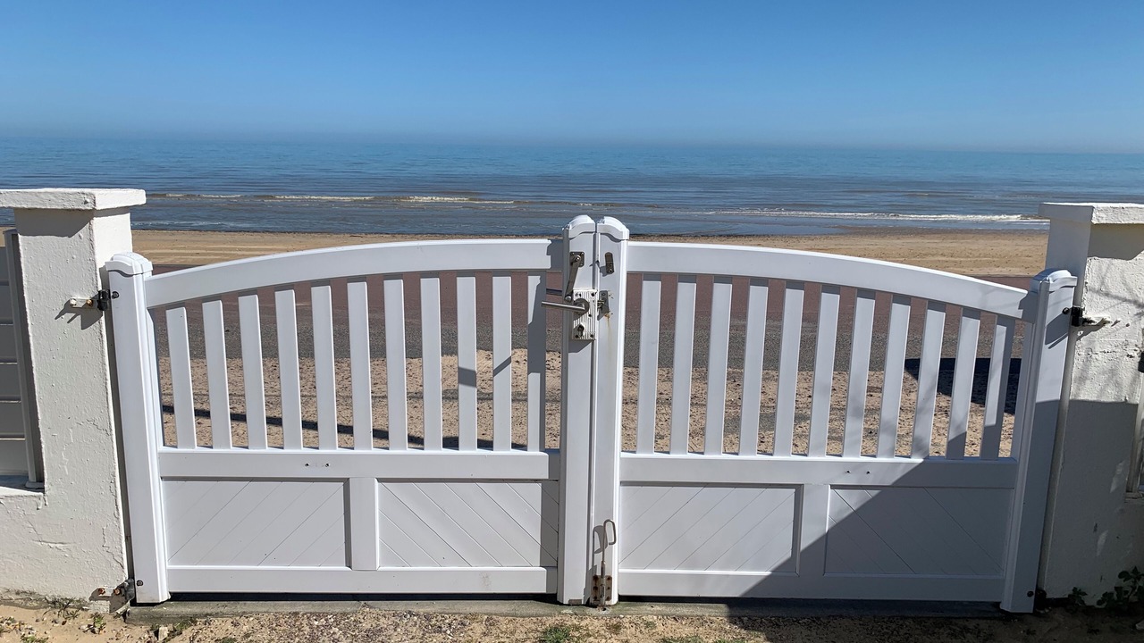 Photo of Others in Bernieres-sur-Mer