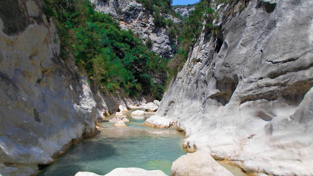 Photo of Others in Roussas