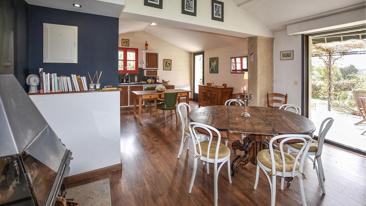 Photo of Others in Roussas